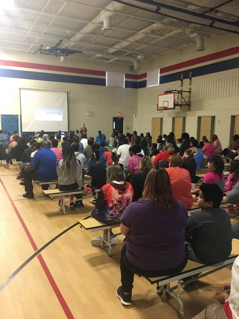Parents learning about programs at Strassburg 